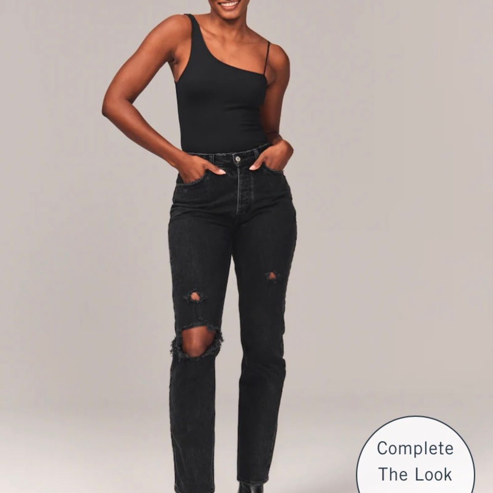 A&F curve love dad jeans